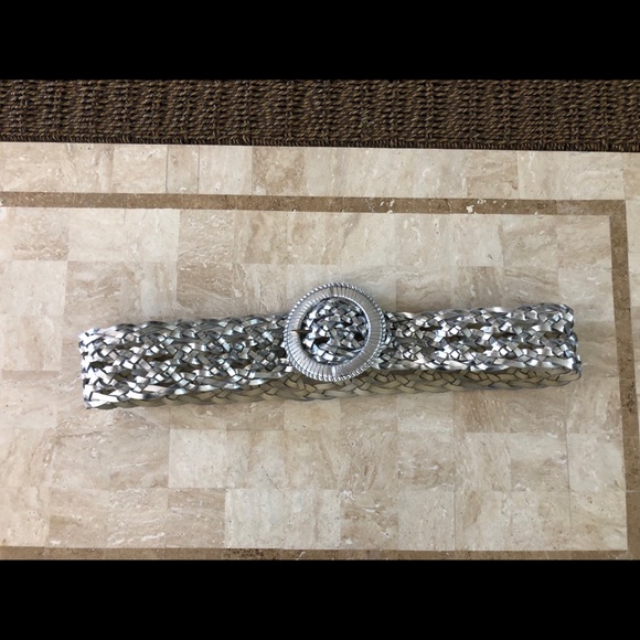 White House/Black Market women’s silver belt M - Picture 2 of 3